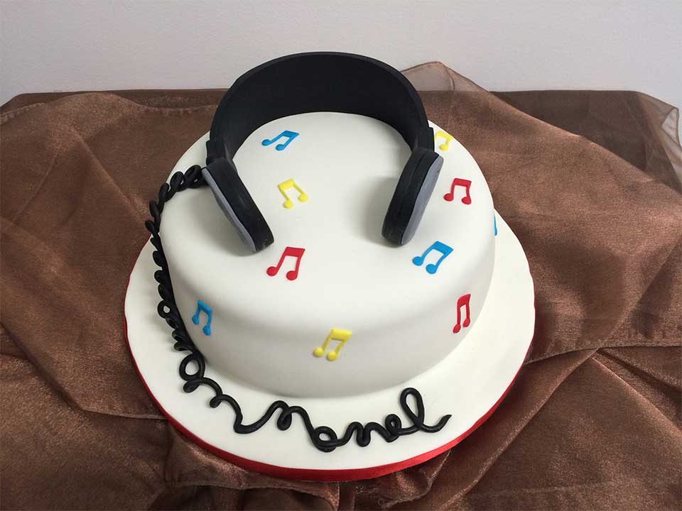 Cake Design - Bolo de Aniversário de Adulto